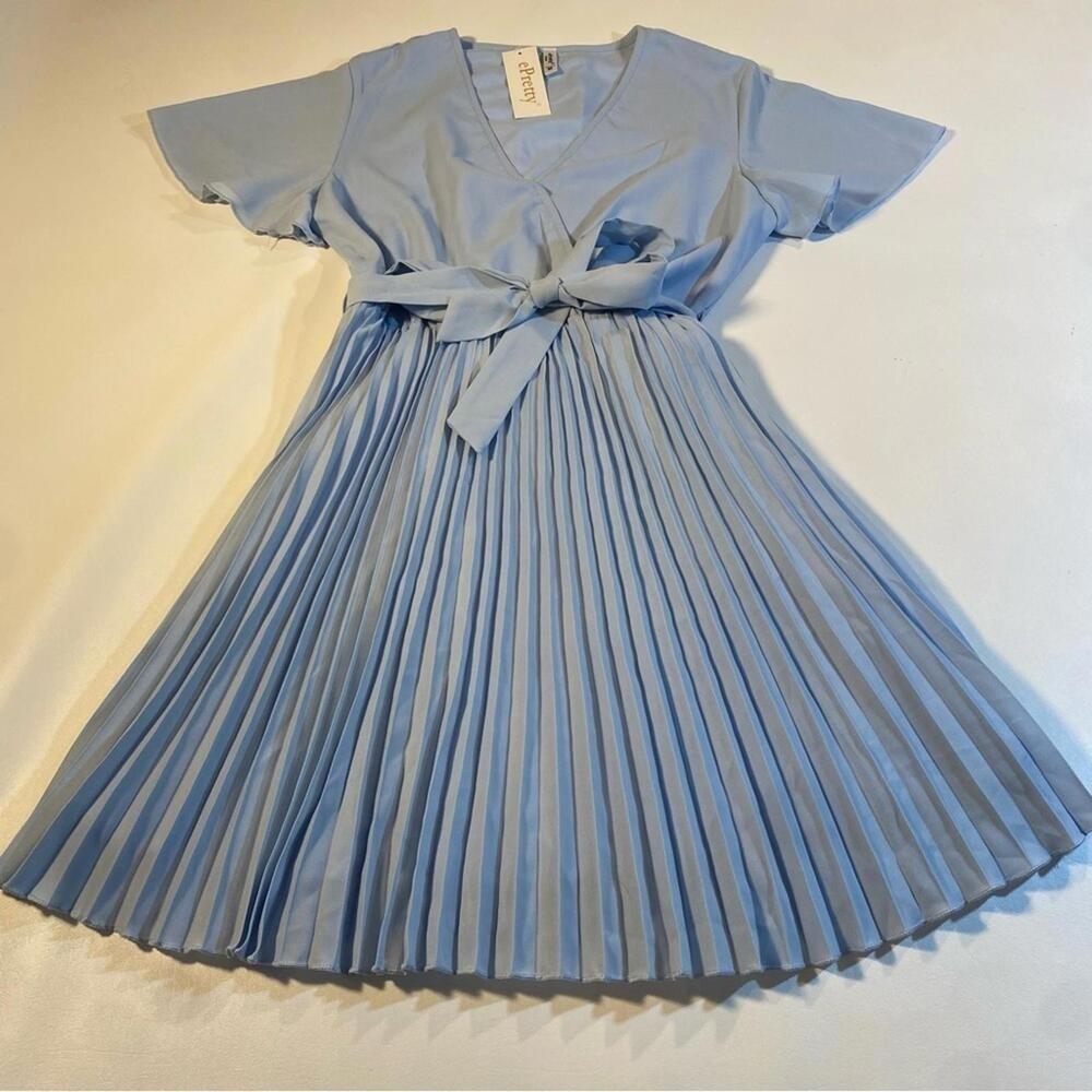 NWT ePretty Sz M Sky Blue Flutter Sleeve Cross Front Pleated Dress W Waist‎ Sash